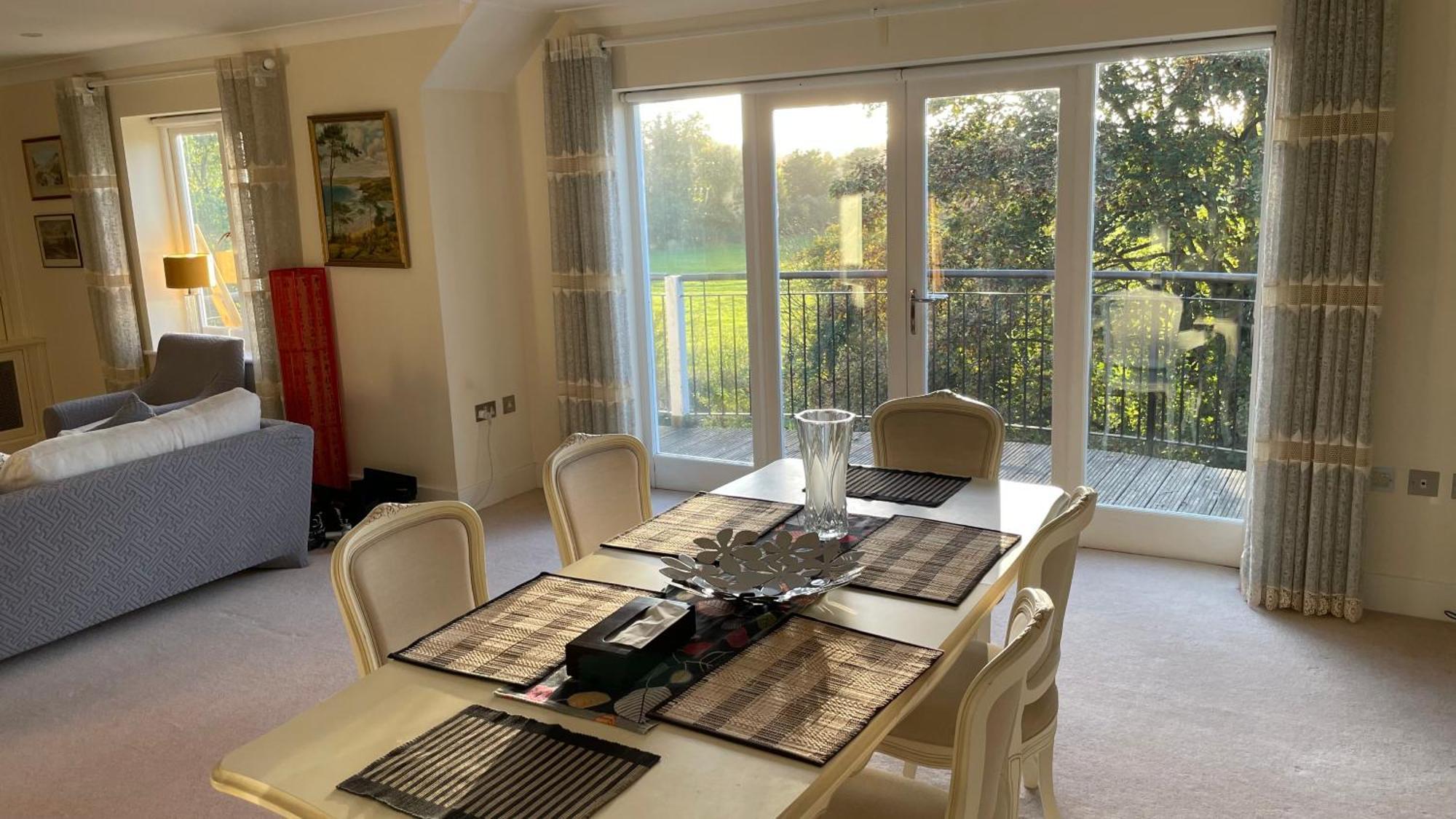 Top Floor En-Suite Double Bedrooms With Great View Of Windsor Castle & Free Parking Zewnętrze zdjęcie