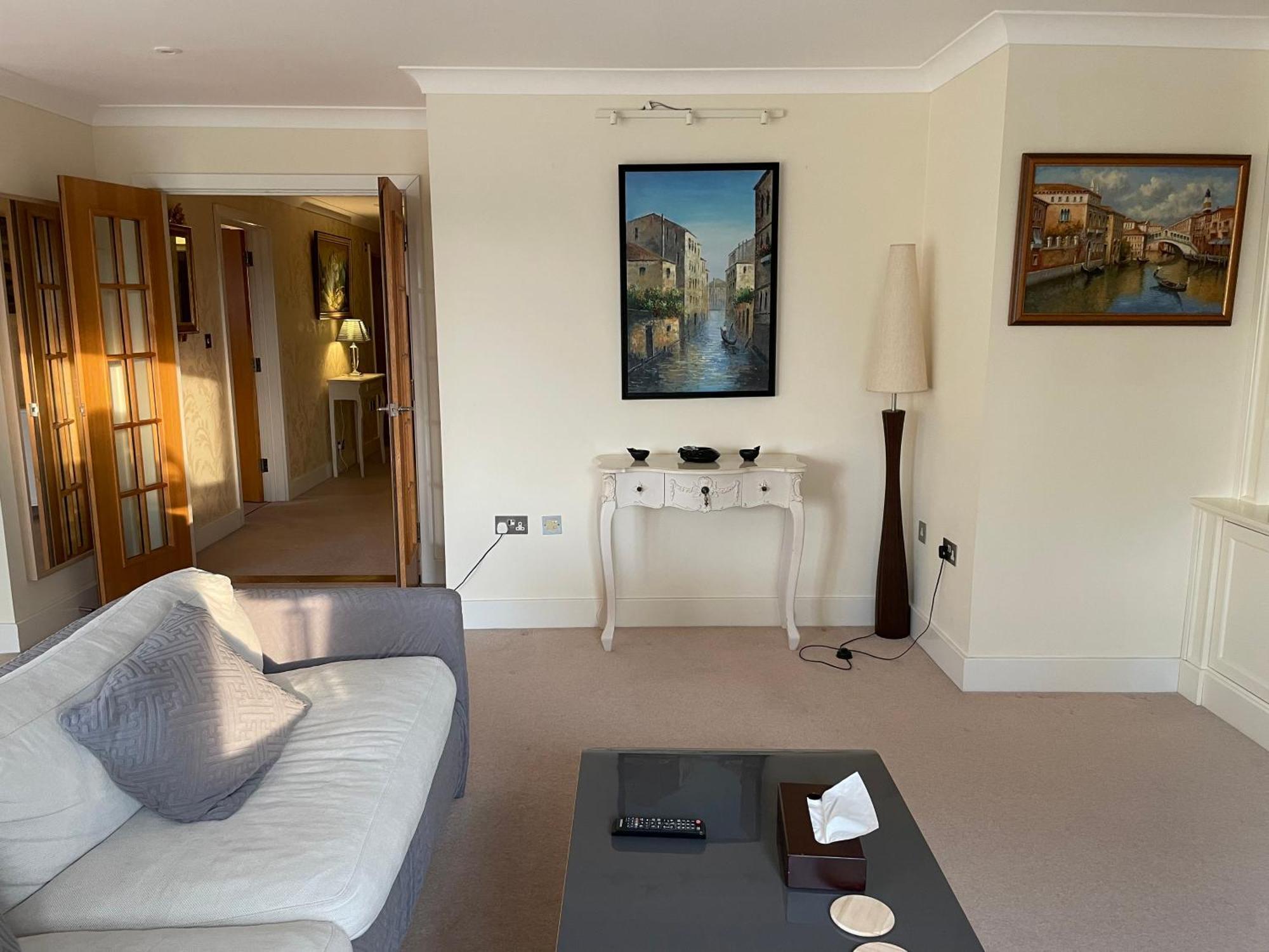 Top Floor En-Suite Double Bedrooms With Great View Of Windsor Castle & Free Parking Zewnętrze zdjęcie