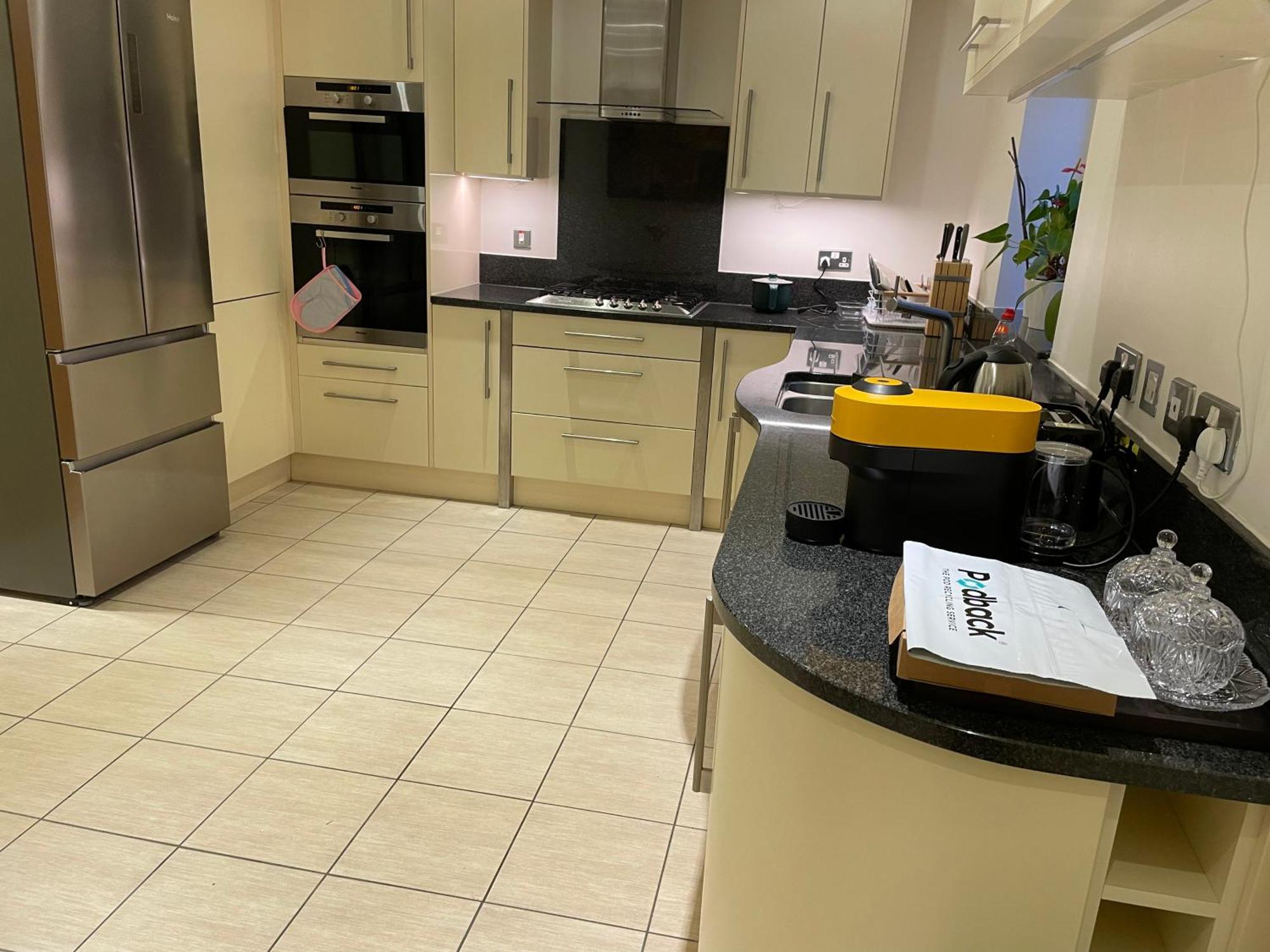 Top Floor En-Suite Double Bedrooms With Great View Of Windsor Castle & Free Parking Zewnętrze zdjęcie