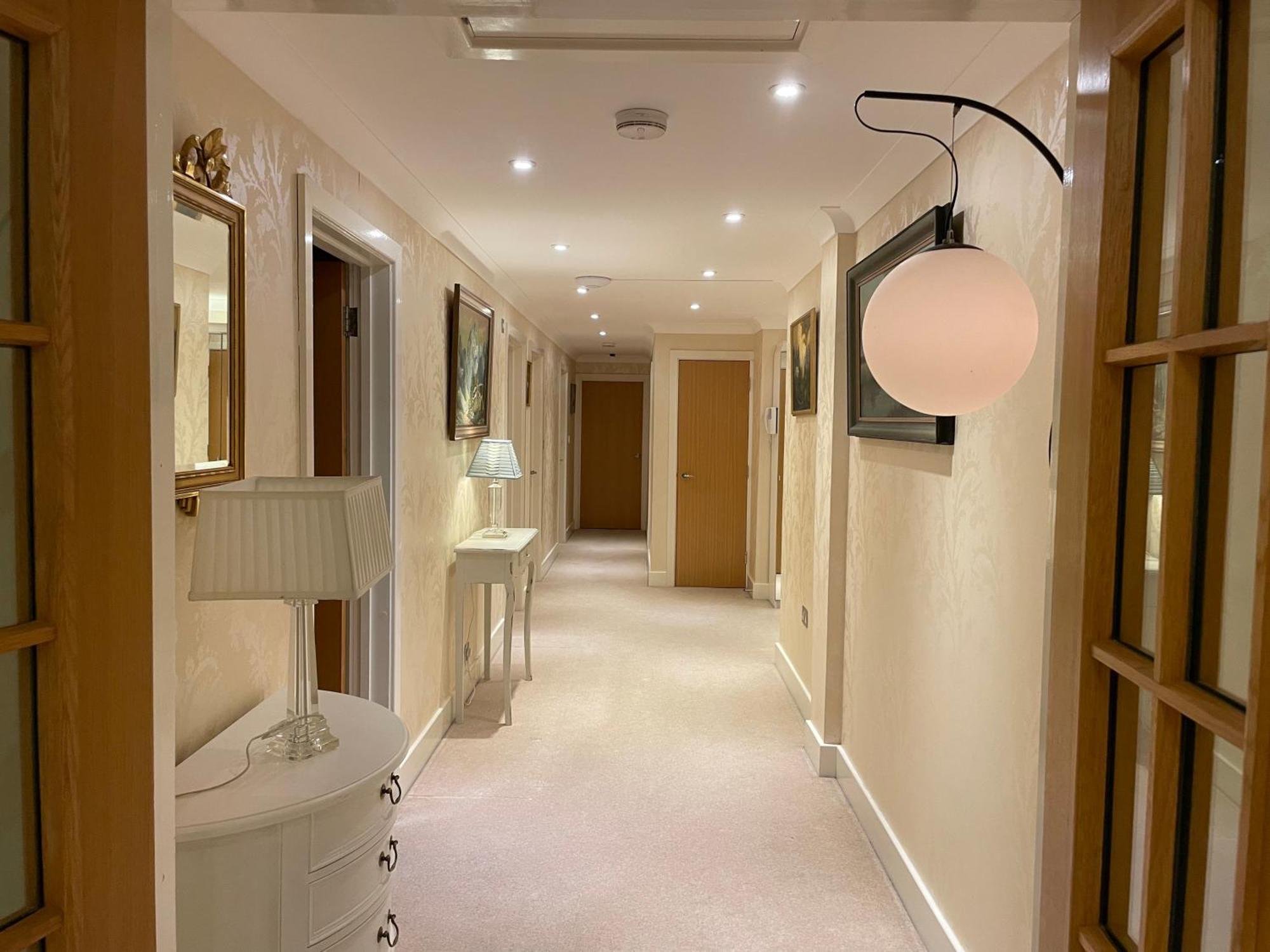 Top Floor En-Suite Double Bedrooms With Great View Of Windsor Castle & Free Parking Zewnętrze zdjęcie