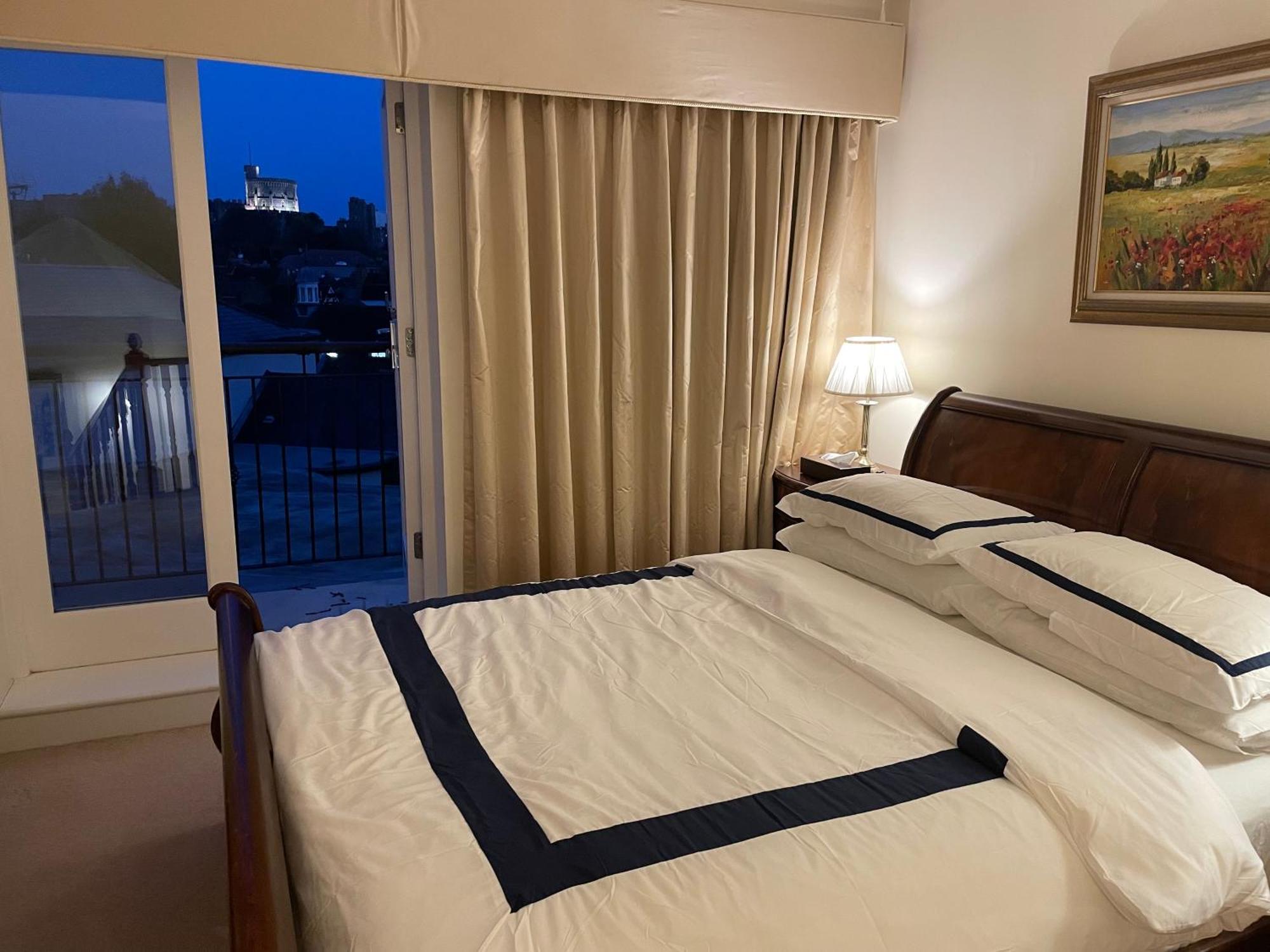 Top Floor En-Suite Double Bedrooms With Great View Of Windsor Castle & Free Parking Zewnętrze zdjęcie